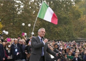 Robert Kennedy Jr. pronesl svůj projev proti italskému totalitnímu Zelenému pasu
