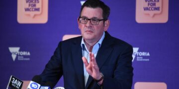 Austrálie: Diktátor Dan Andrews přišel během několika dní o sedmého poslance