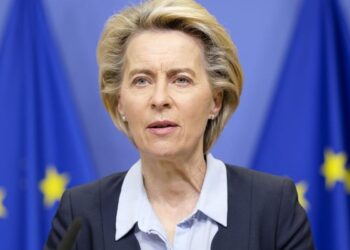 Po drastickém lockdownu neočkovaných lidí v Rakousku vyzývá šéfka EU ke zrušení Norimberského kodexu